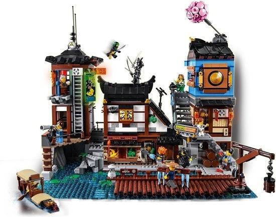 LEGO NINJAGO Movie City Haven 70657